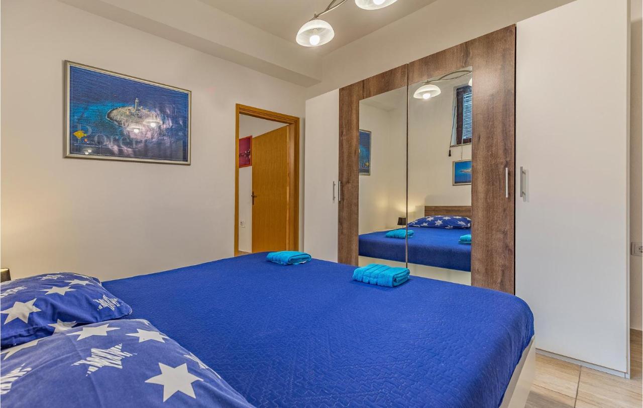 Amazing Apartment In Pula With Kitchen Екстериор снимка